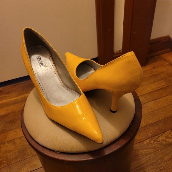 Shoes - Picture 7 of 7